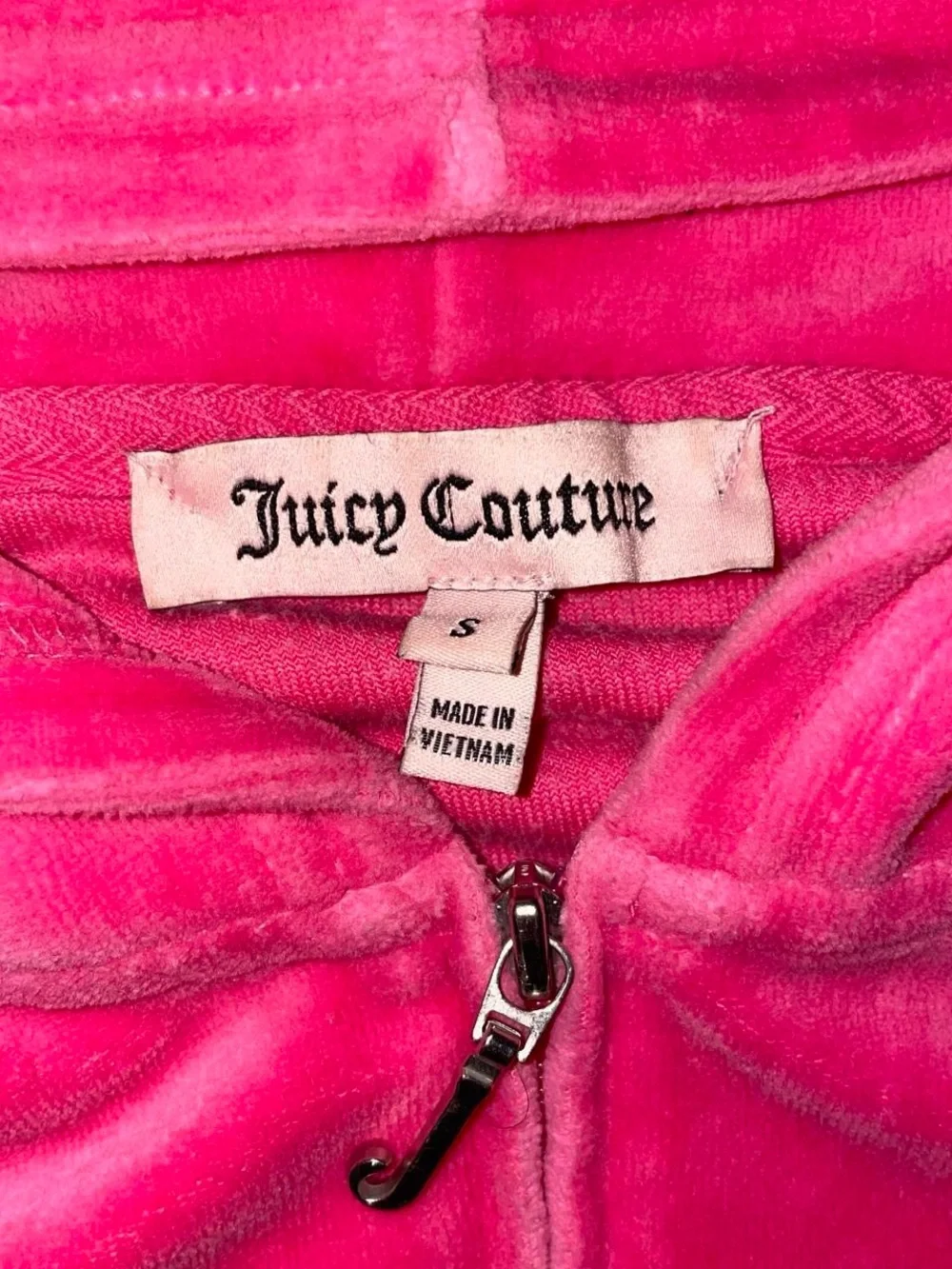 Juicy Couture Bubblegum Pink Velour Zip Hoodie Y2K - Picture 4 of 5